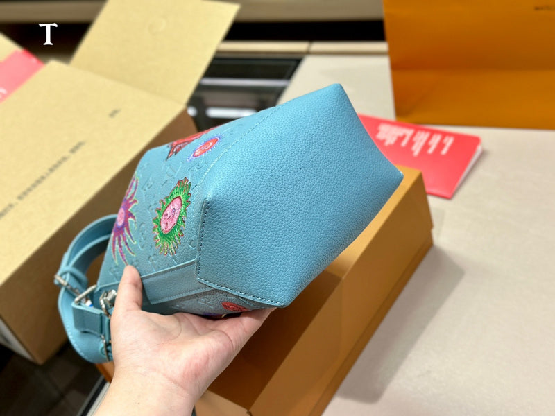 Franco Shops - Louis Vuittons - 15096