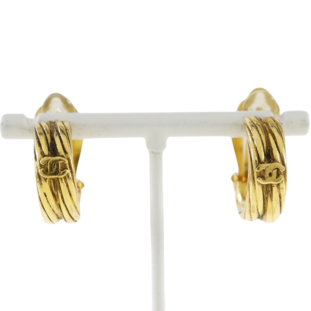 Chanel Chanel Earring G French made 93P 11g Earring