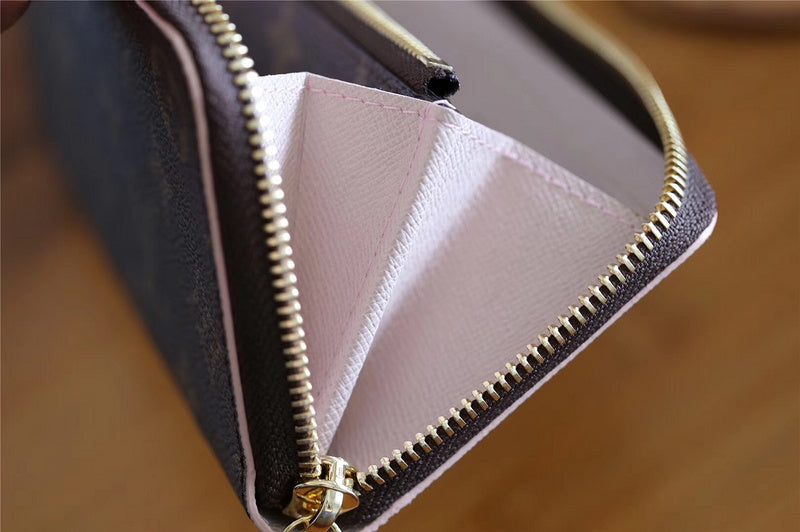 Franco Shops - Louis Vuittons - 9415