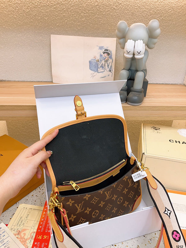 Franco Shops - Louis Vuittons - 14980
