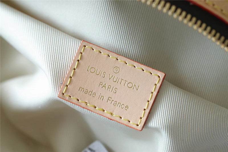 Franco Shops - Louis Vuittons - 9896