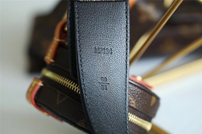 Franco Shops - Louis Vuittons - 9200