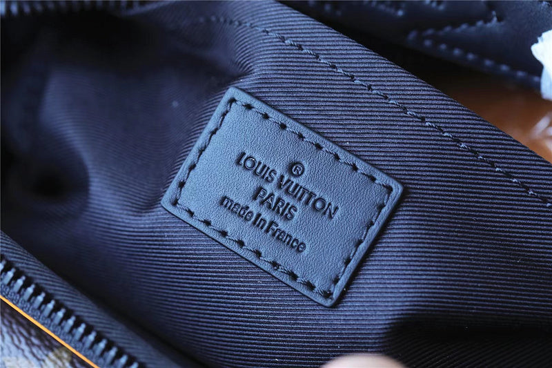 Franco Shops - Louis Vuittons - 9910