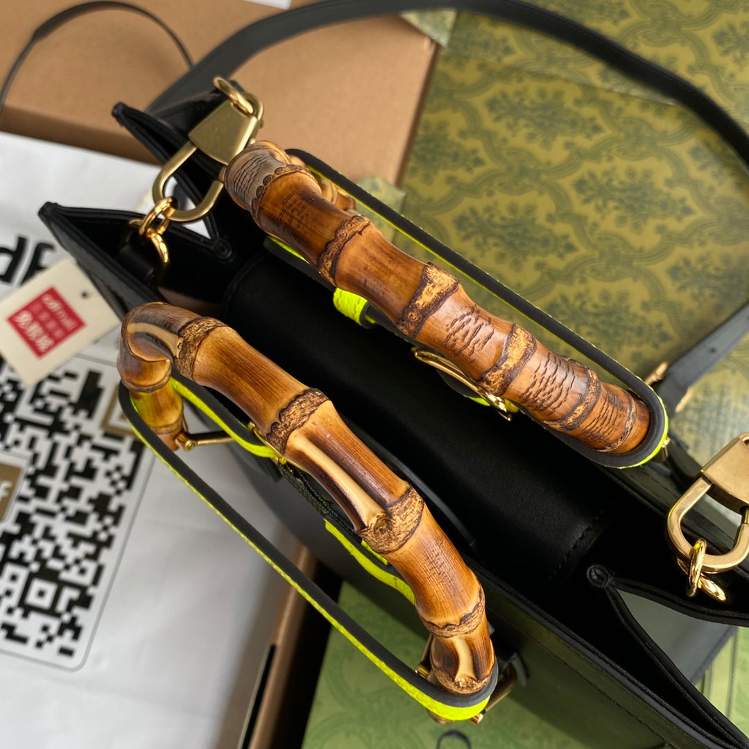 Gucci Diana Medium Tote Bag