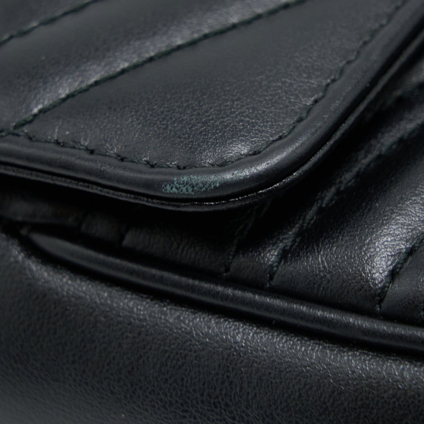 Gucci Small Marmont Shoulder Bag Calfskin Black
