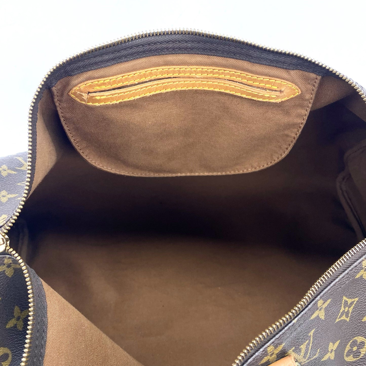 Handbag Luxury Designer By Louis Vuitton Size: Large