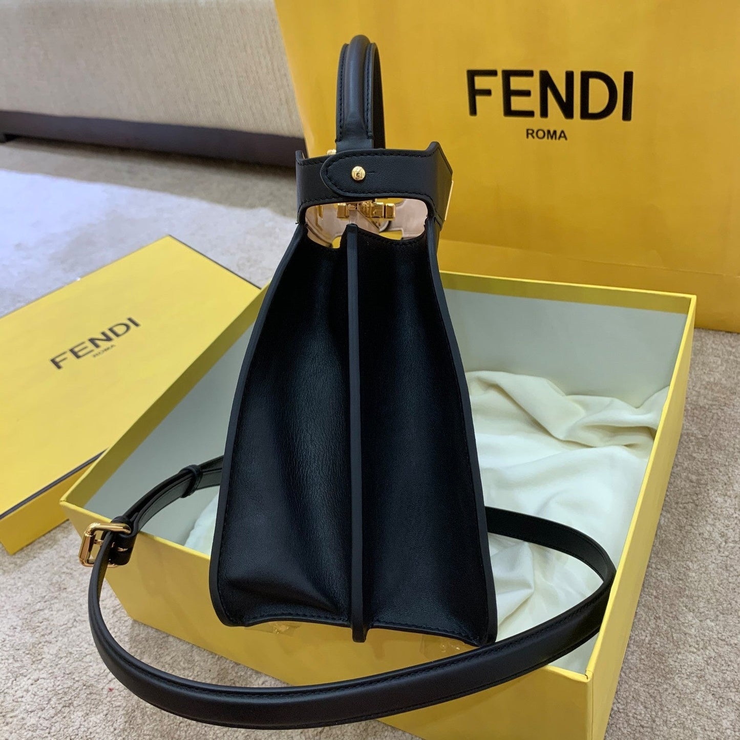 Fendi Peekaboo Small iseeu Bag