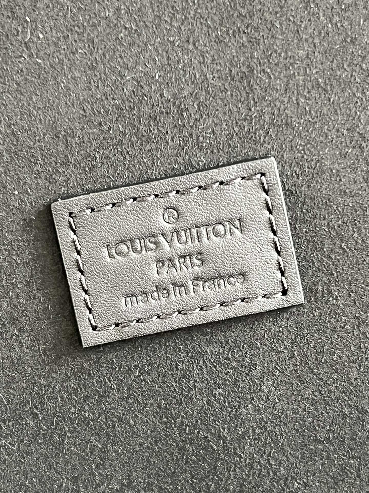 Louis Vuitton 8 Watch Case