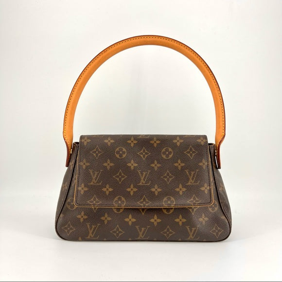 LOUIS VUITTON Looping bag