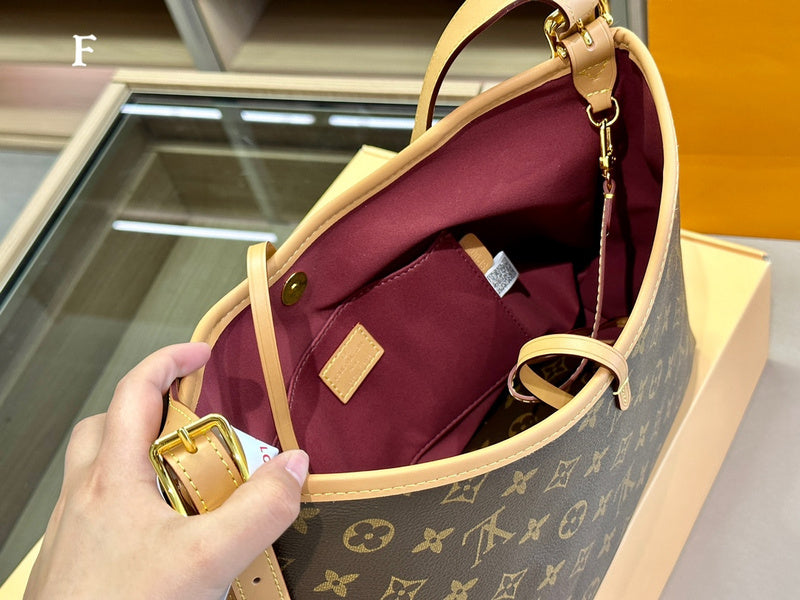 Franco Shops - Louis Vuittons  - 15034