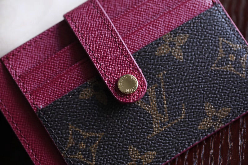 Franco Shops - Louis Vuittons  - 9272