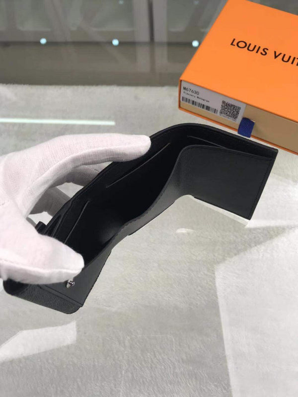 Franco Shops - Louis Vuittons  - 9193