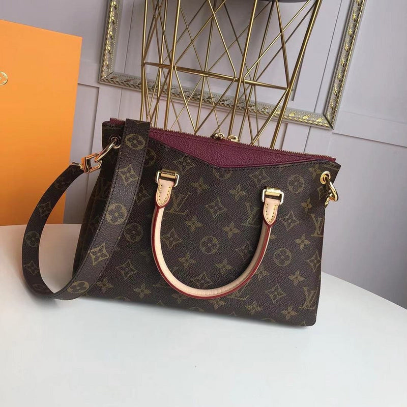 Franco Shops - Louis Vuittons  - 15561