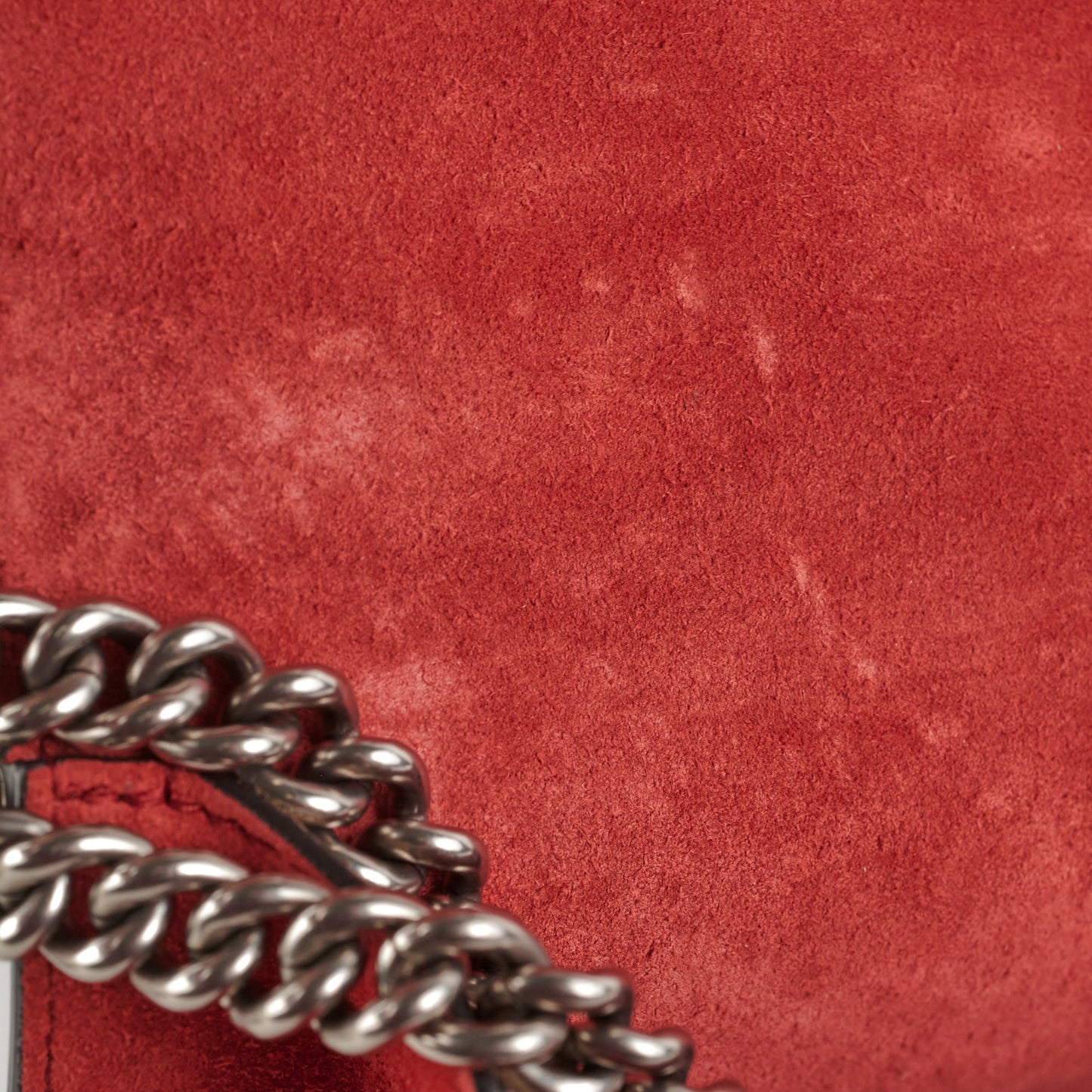 Gucci Medium Dionysus GG Supreme SHoulder Bag Red