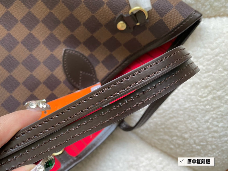 Franco Shops - Louis Vuittons  - 14879