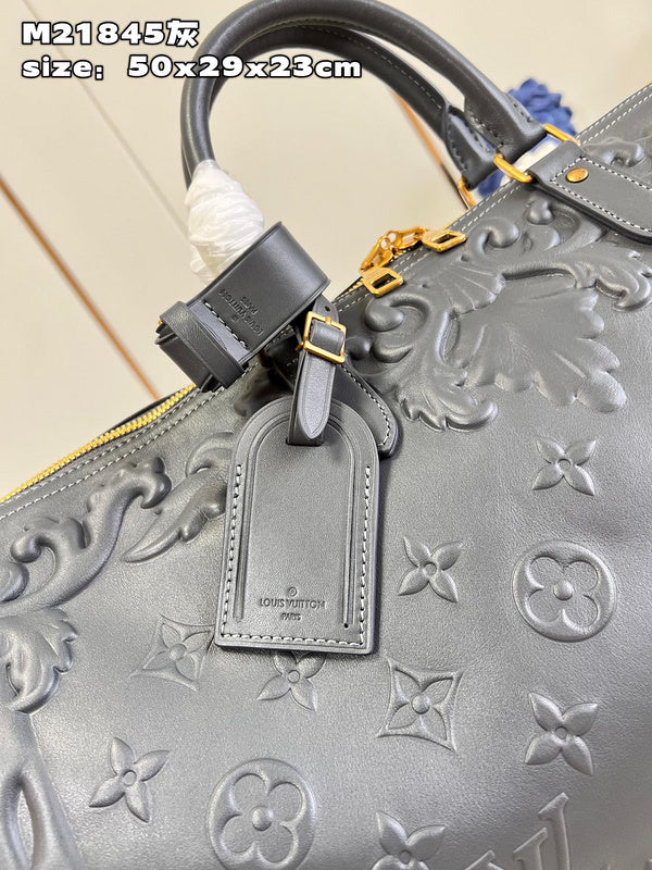 Franco Shops - Louis Vuittons  - 15371