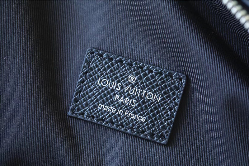 Franco Shops - Louis Vuittons  - 9596