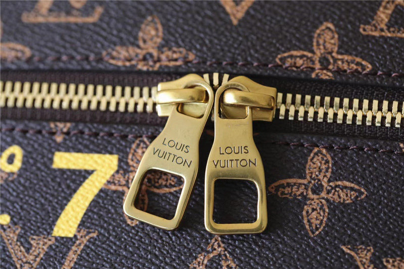 Franco Shops - Louis Vuittons  - 10015