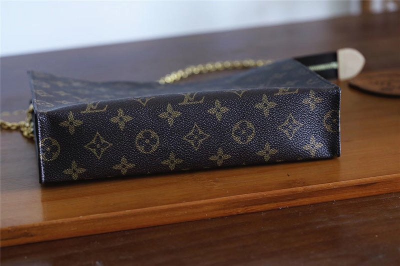 Franco Shops - Louis Vuittons  - 9325