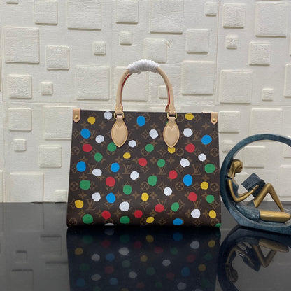 Franco Shops - Louis Vuittons  - 15794