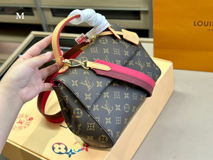 Franco Shops - Louis Vuittons  - 15016