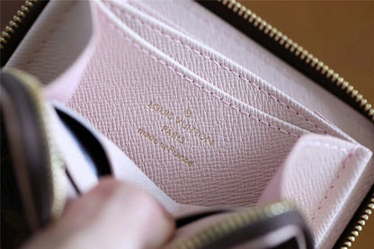 Franco Shops - Louis Vuittons  - 9296