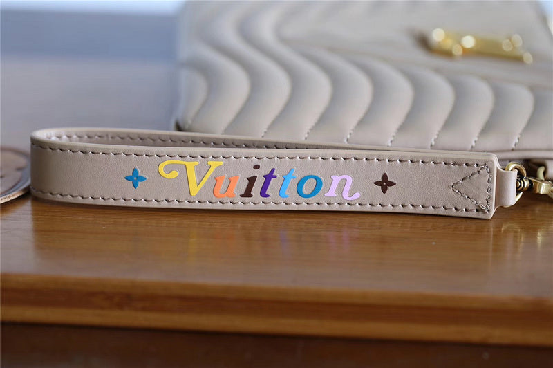 Franco Shops - Louis Vuittons  - 9348