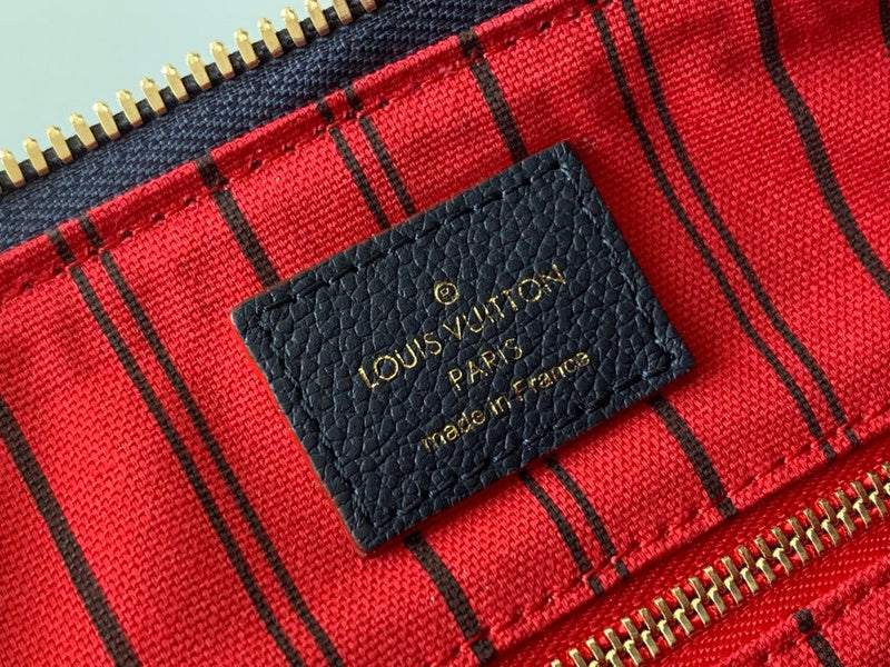 Franco Shops - Louis Vuittons  - 15217