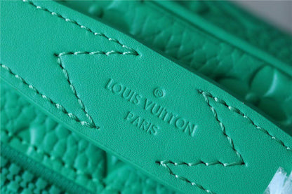 Franco Shops - Louis Vuittons  - 10082