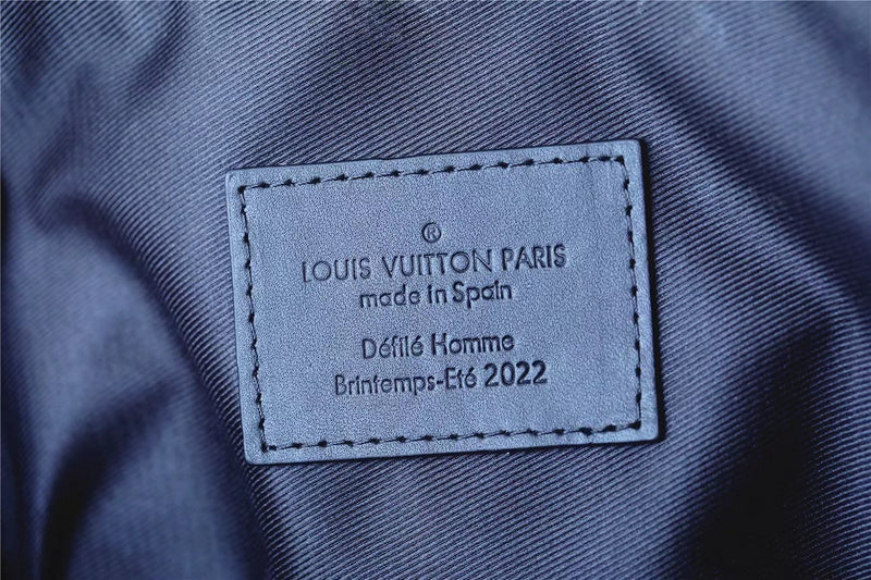 Franco Shops - Louis Vuittons  - 10112