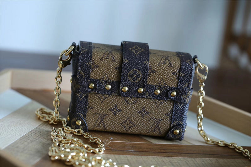 Franco Shops - Louis Vuittons  - 9319