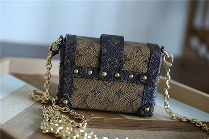 Franco Shops - Louis Vuittons  - 9319