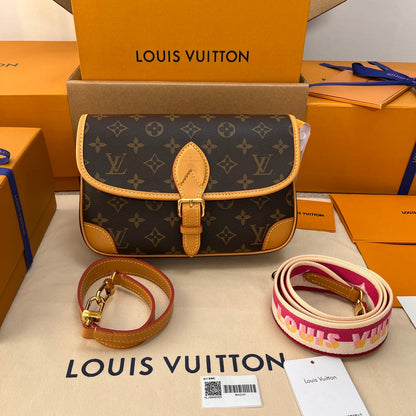 Franco Shops - Louis Vuittons  - 15840
