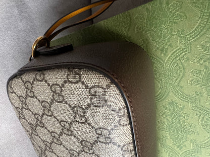 Gucci Neo Vintage GG Supreme Messenger Bag (RRP £1060)
