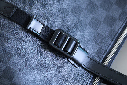 Franco Shops - Louis Vuittons  - 9839