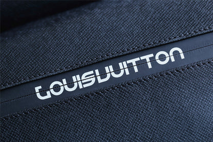 Franco Shops - Louis Vuittons  - 9779