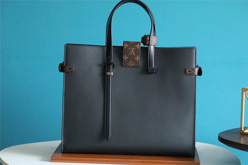 Franco Shops - Louis Vuittons  - 9843