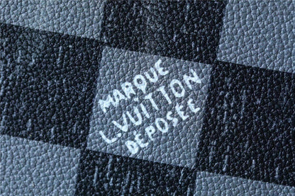 Franco Shops - Louis Vuittons  - 10066