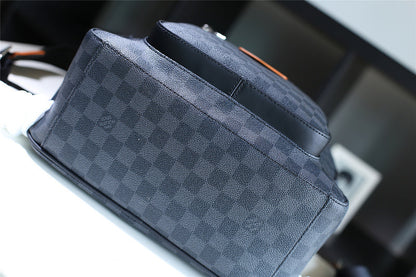 Franco Shops - Louis Vuittons  - 9718