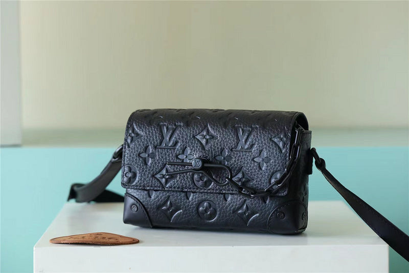 Franco Shops - Louis Vuittons  - 9992
