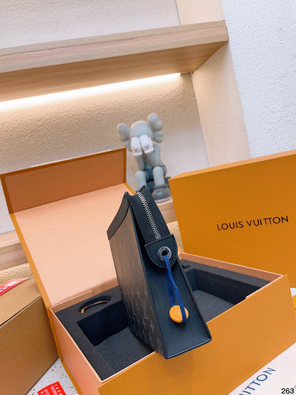 Franco Shops - Louis Vuittons  - 14969