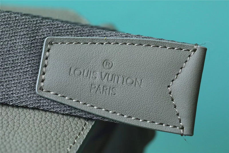 Franco Shops - Louis Vuittons  - 9986