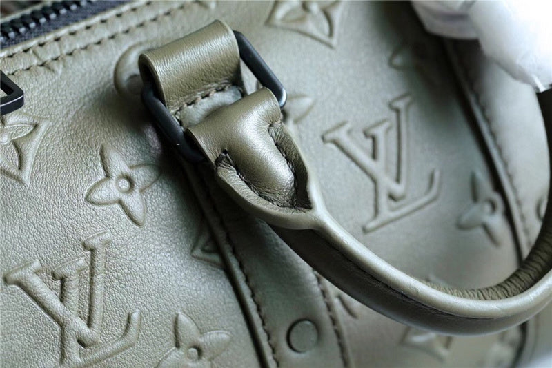 Franco Shops - Louis Vuittons  - 9437