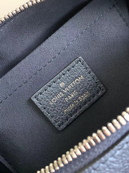 Franco Shops - Louis Vuittons  - 15286