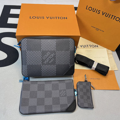 Franco Shops - Louis Vuittons  - 10059