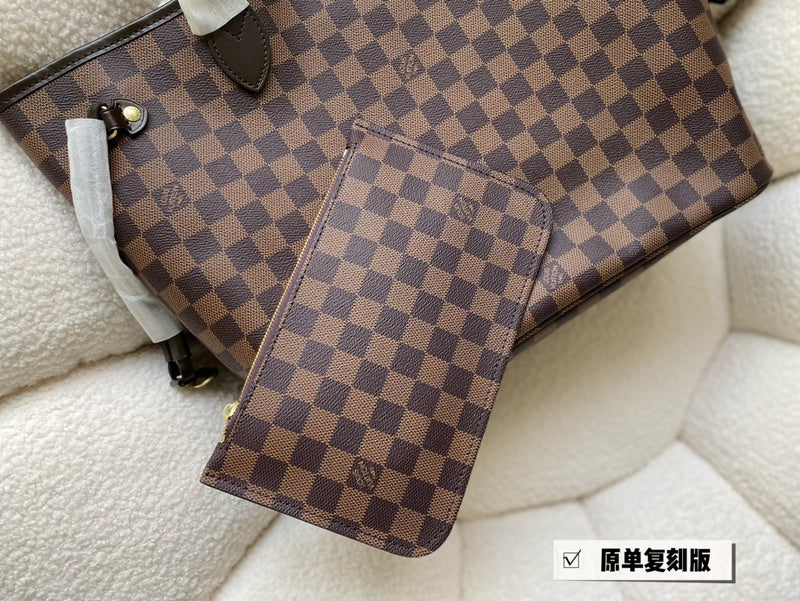 Franco Shops - Louis Vuittons  - 14879