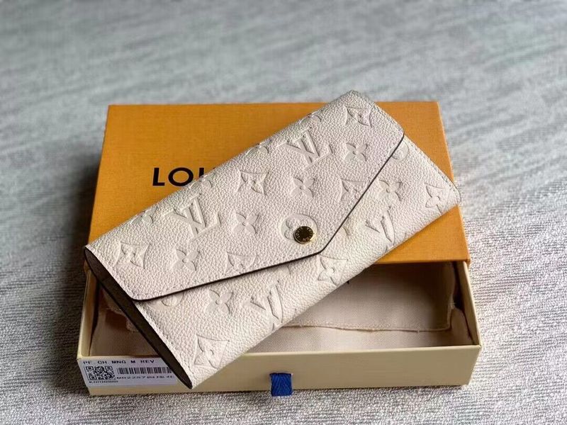 Franco Shops - Louis Vuittons  - 15381