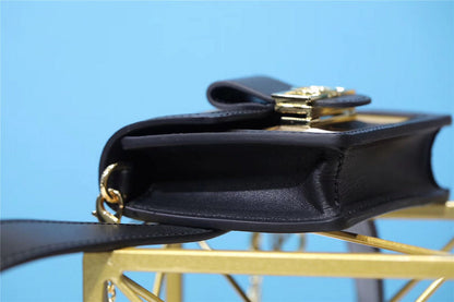 Franco Shops - Louis Vuittons  - 9198