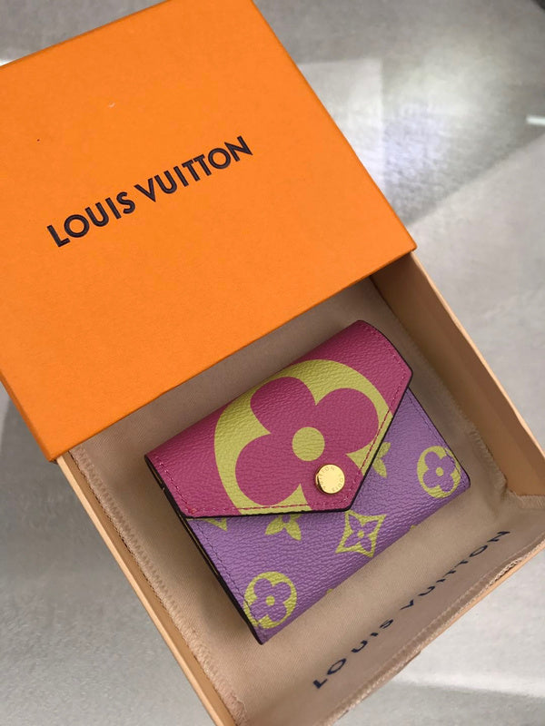 Franco Shops - Louis Vuittons  - 9164