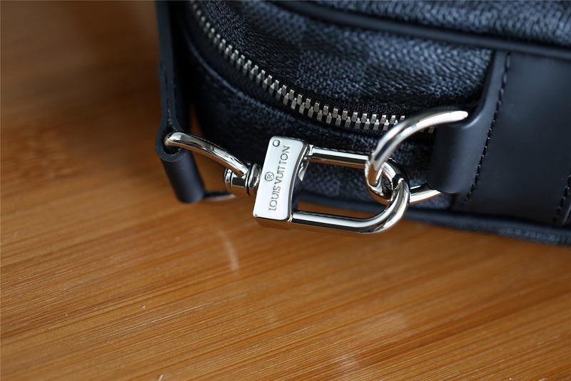 Franco Shops - Louis Vuittons  - 9854
